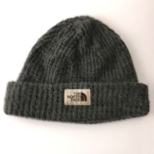 The North Face Gray Knit Winter Watch Hat Cuffed Cap